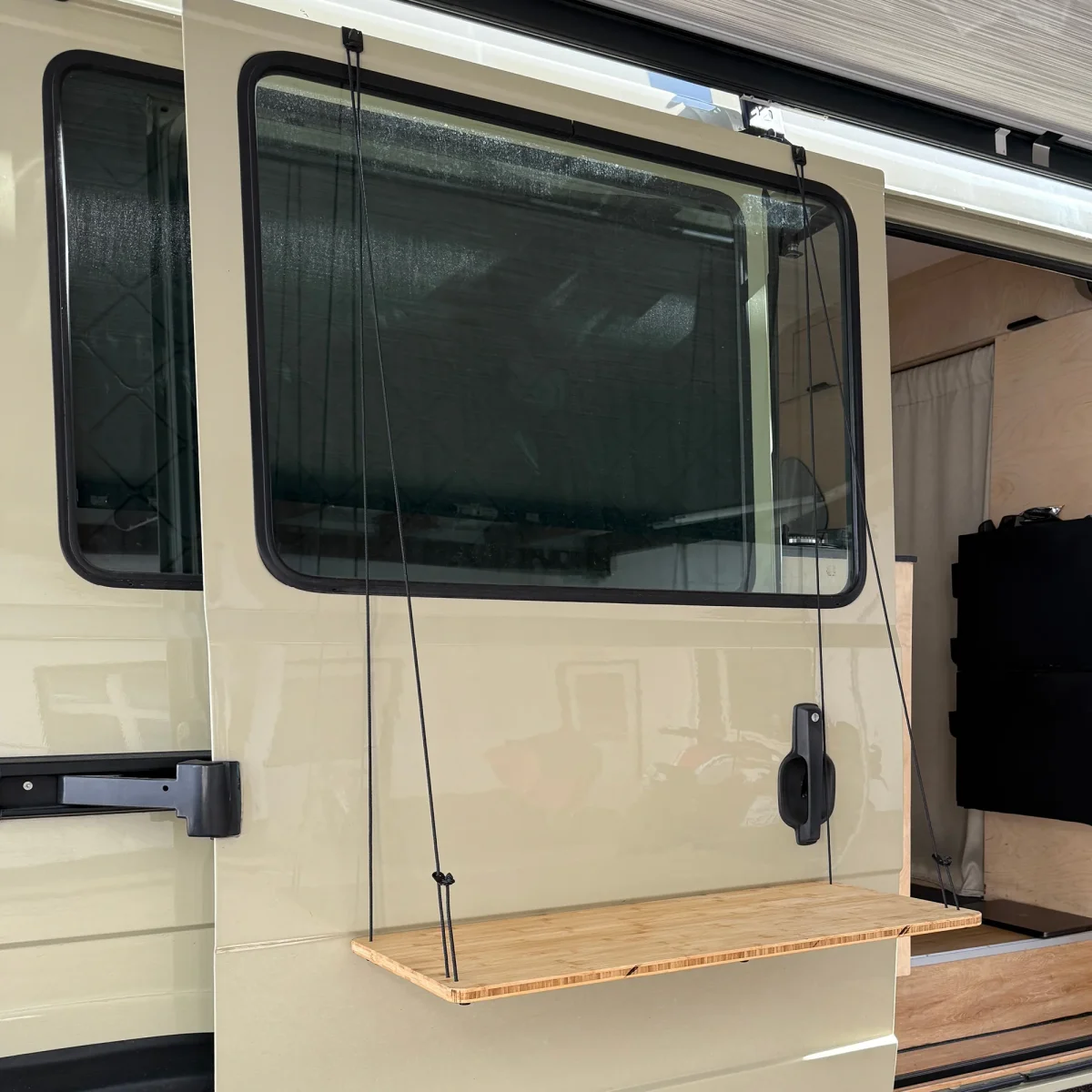 BOXIO DOORBOARD I Estante colgante para puerta corredera de furgoneta - Imagen 3