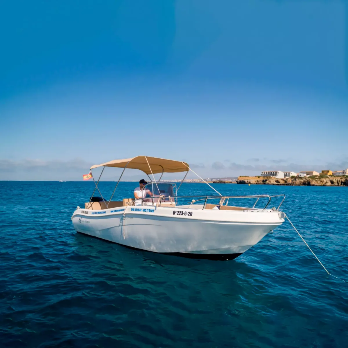 Flor de Lis – Allegra 21 Open