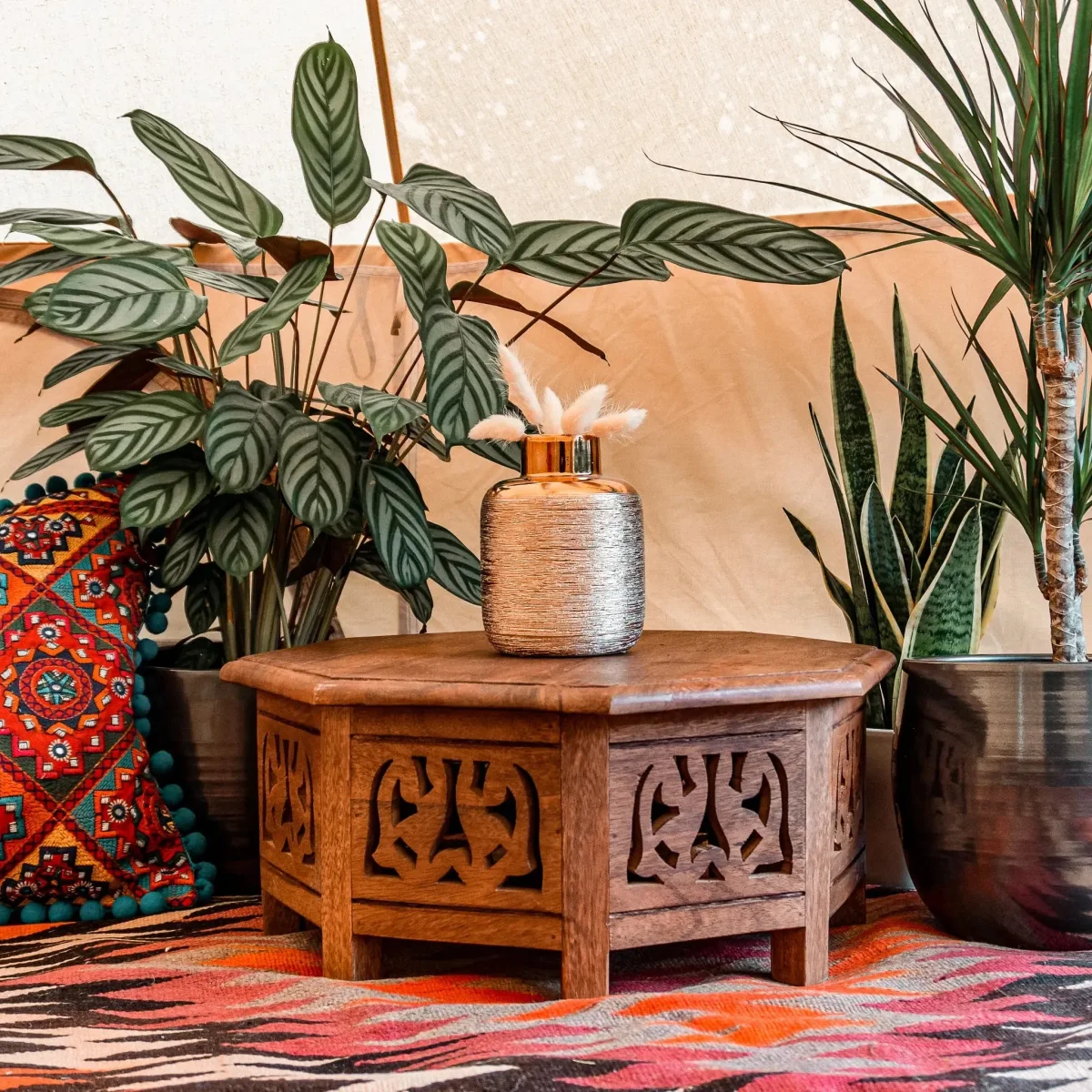 Hand Painted Square Bajot Table - Imagen 5