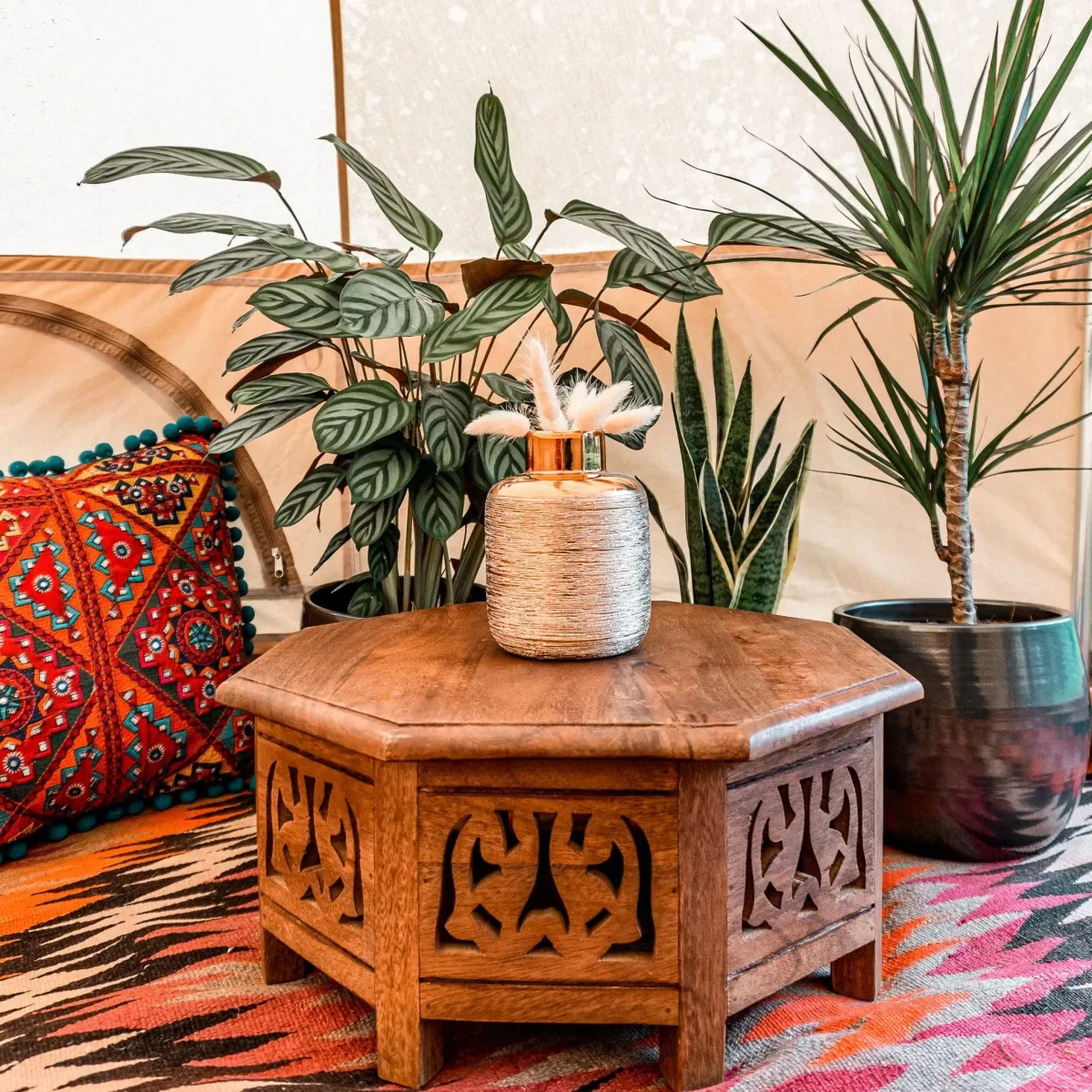 Hand Painted Square Bajot Table - Imagen 8