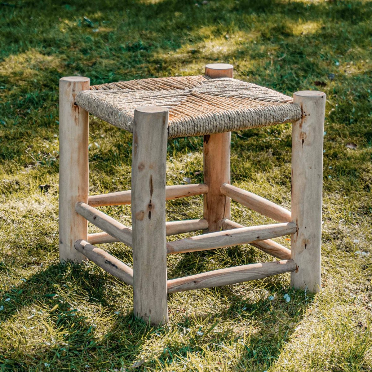Natural Wooden Weaved Stool - Imagen 4