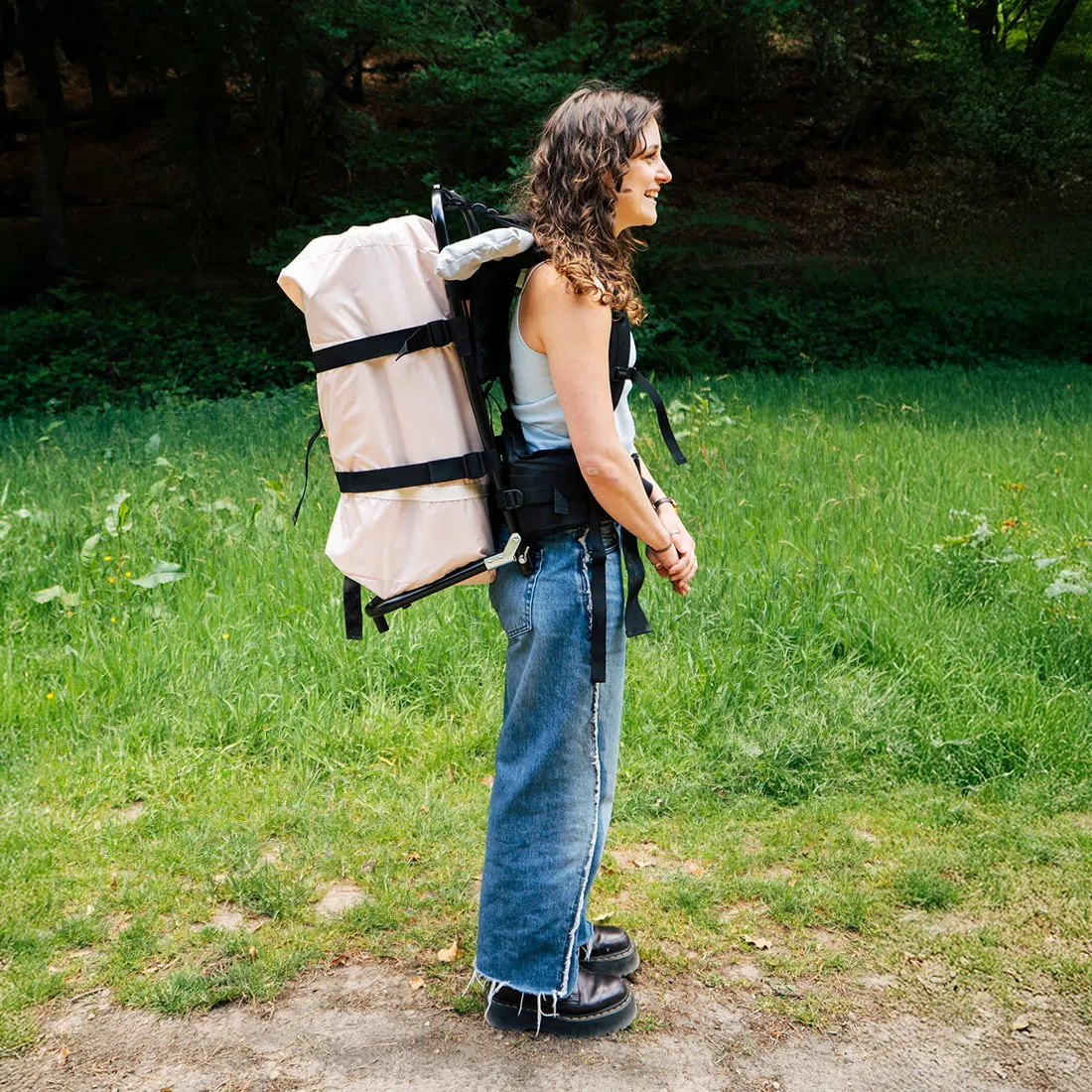 Framed Bell Tent Backpack - Imagen 4